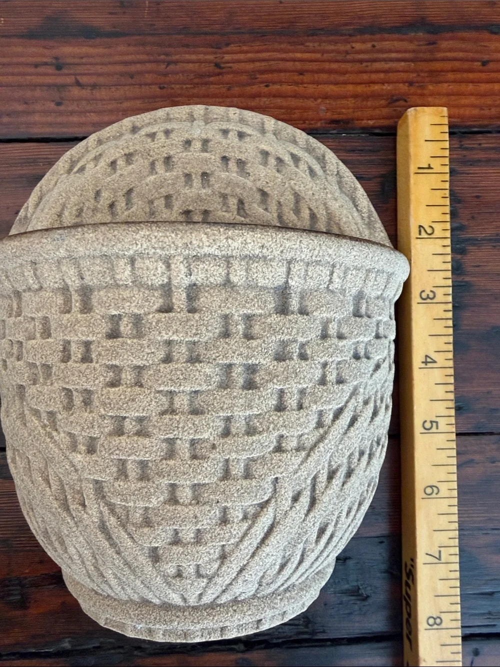 Vintage Haeger Ceramic Textured Basketweave Wall Pocket.